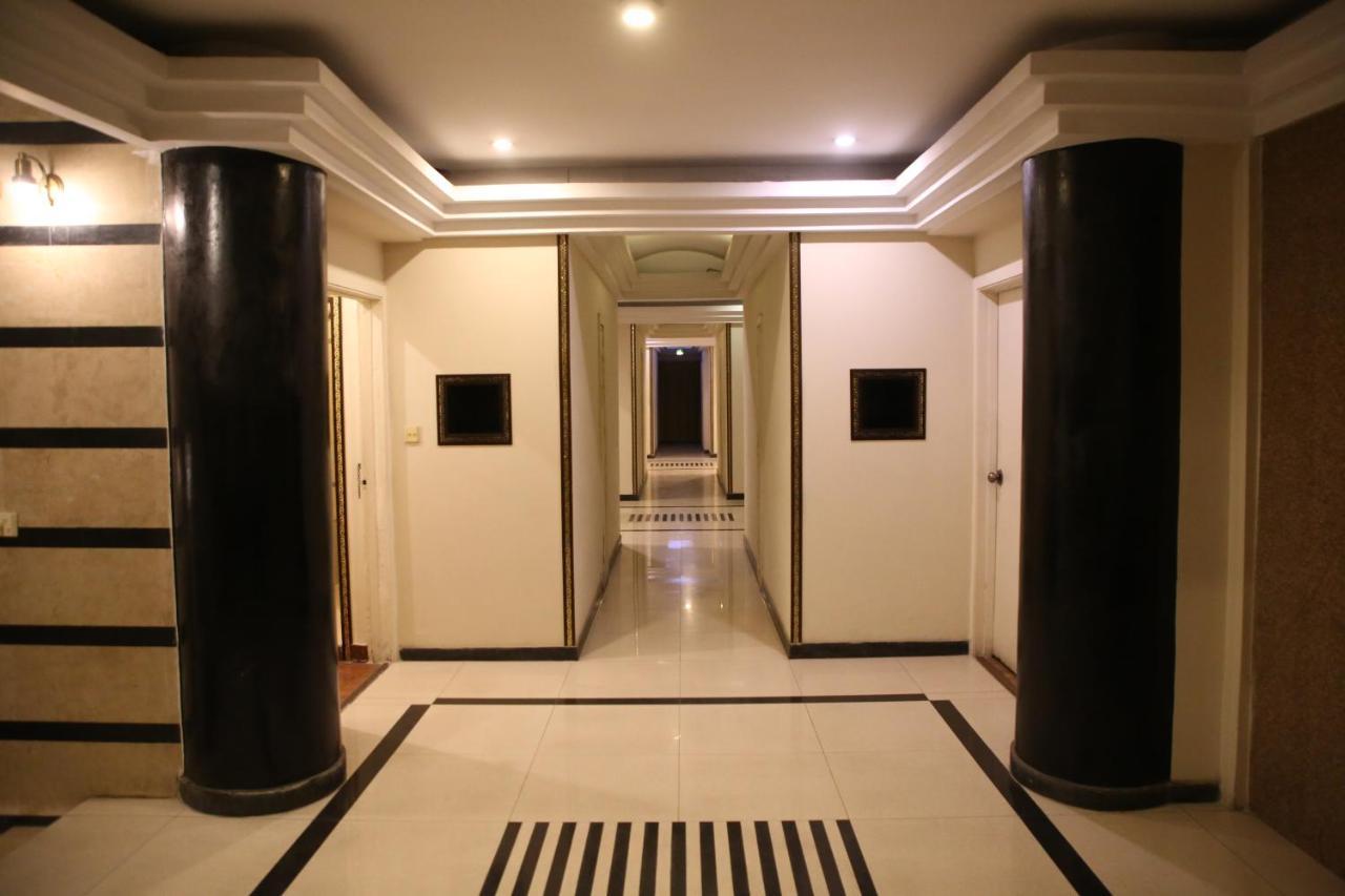 Carlton Tower Hotel Lahore Buitenkant foto