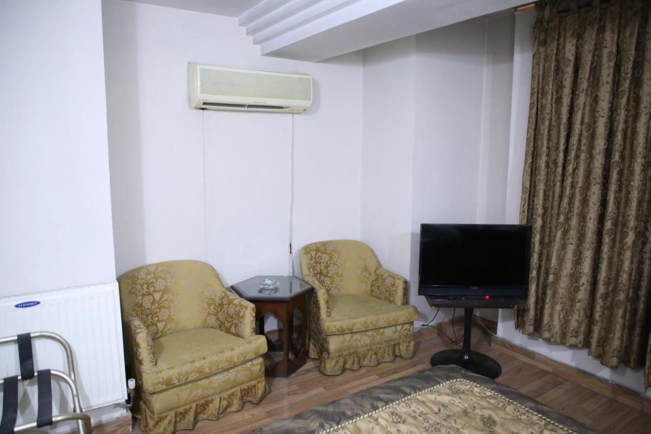 Carlton Tower Hotel Lahore Buitenkant foto