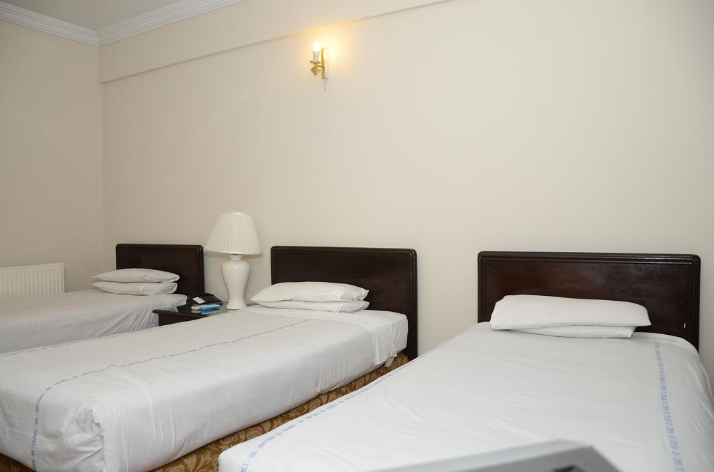 Carlton Tower Hotel Lahore Buitenkant foto